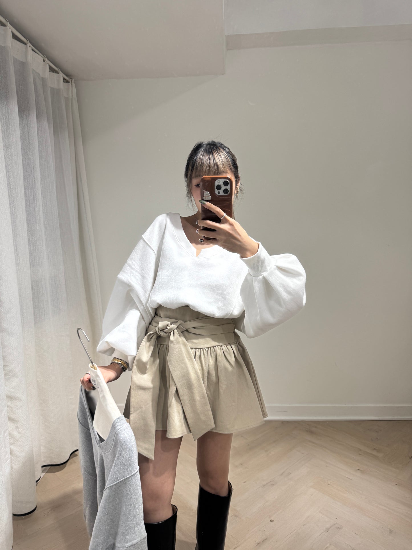 大領束腰衛衣款上衣 ( 黑/白/灰 )