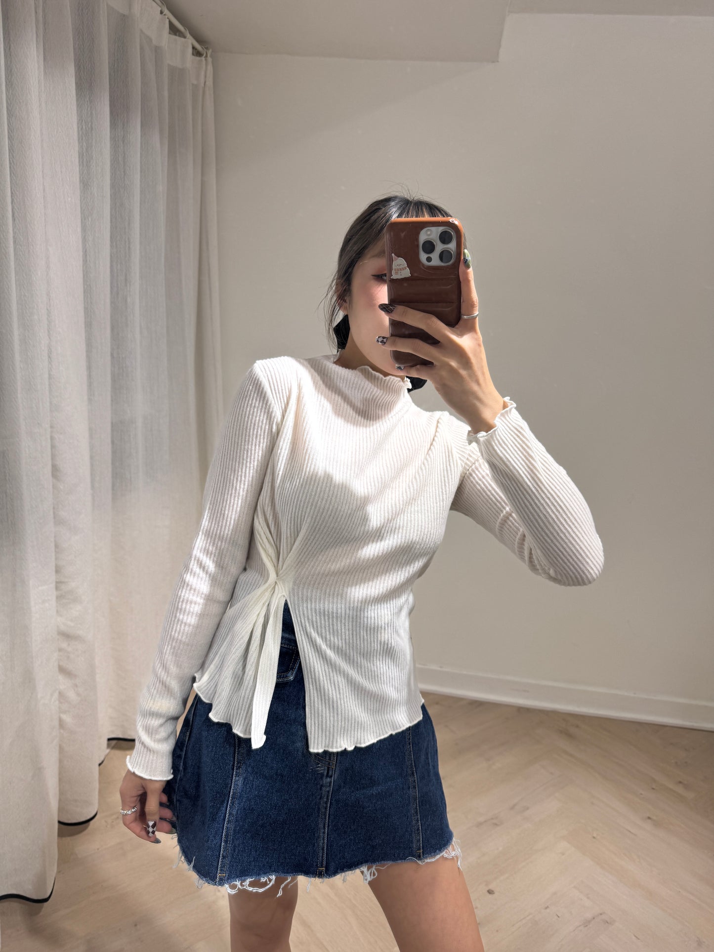 直紋木耳邊側鈕扣上衣 ( 米白/啡/深灰 )