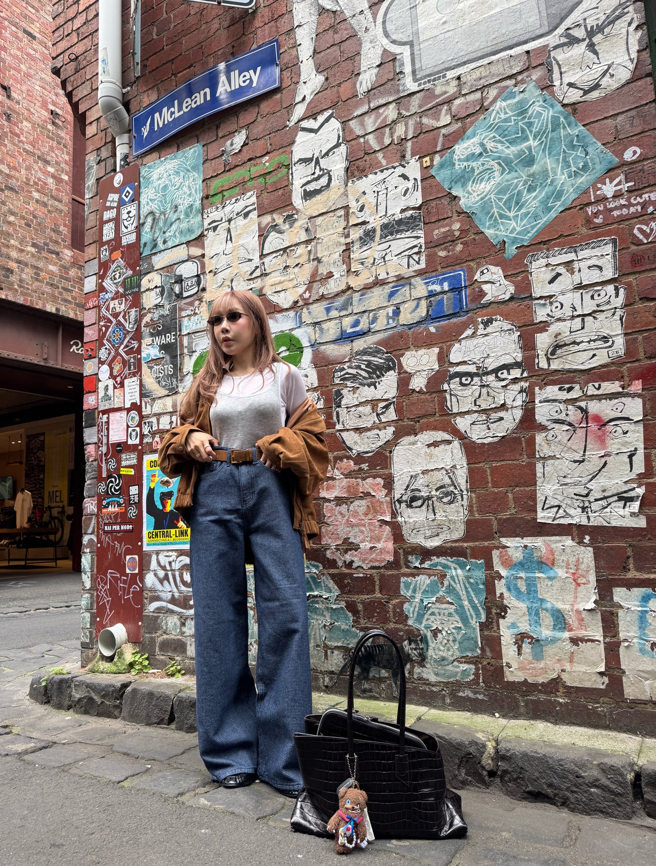 壓花紋深藍長牛仔褲 ( S/M/L )