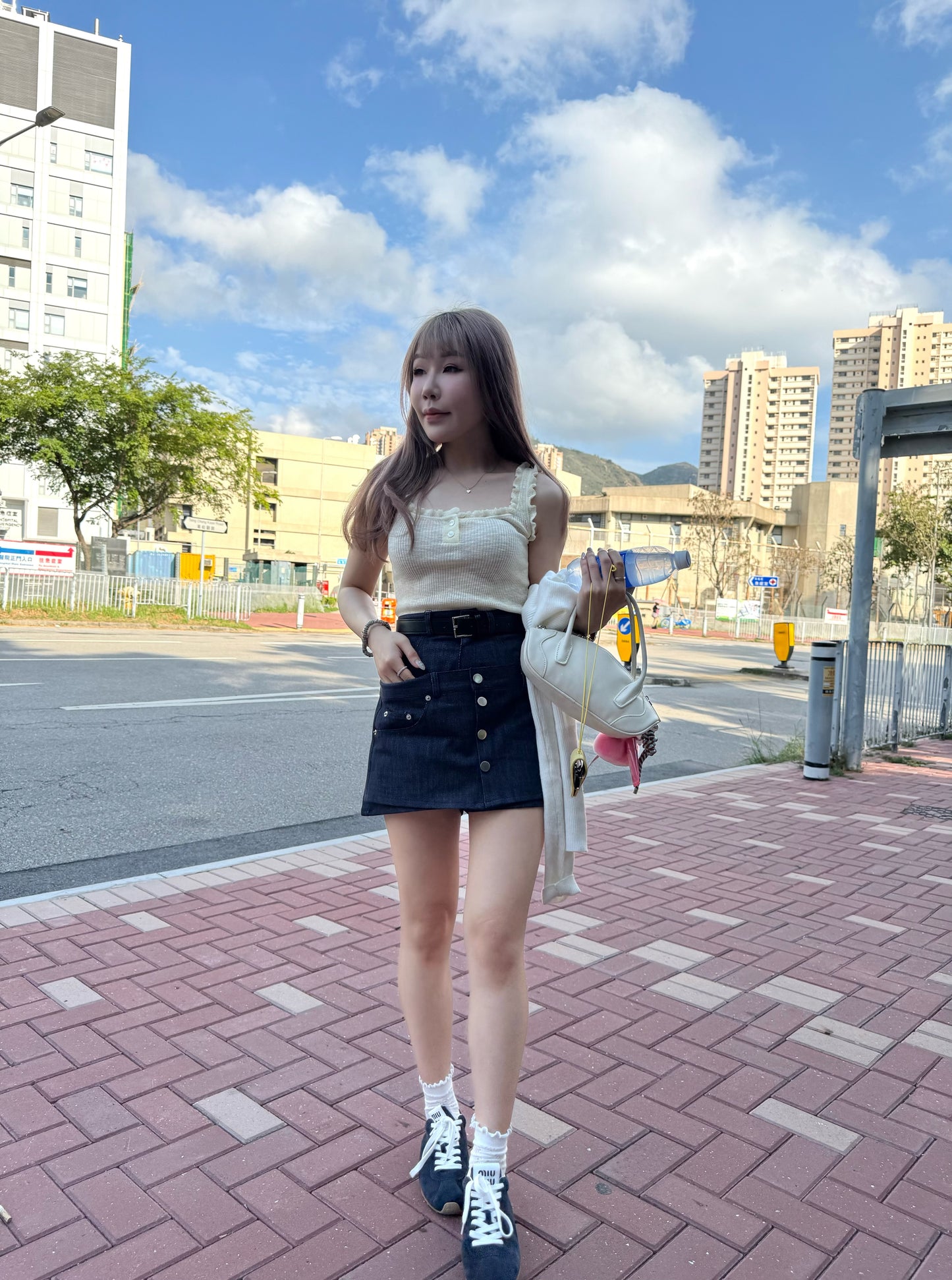 小花邊背心 ( 黑/白/灰/黃/藍 )