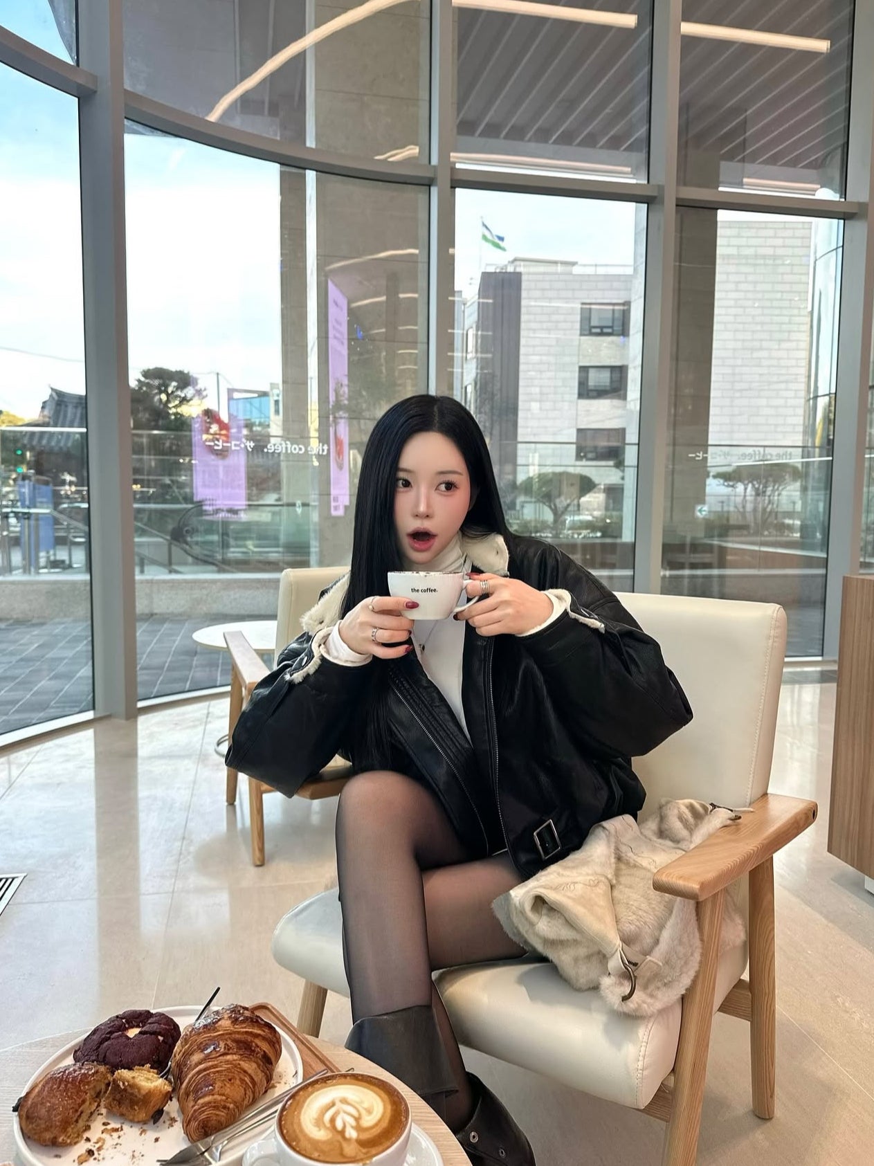 仿皮毛毛BIKER外套 ( 黑/深啡 )