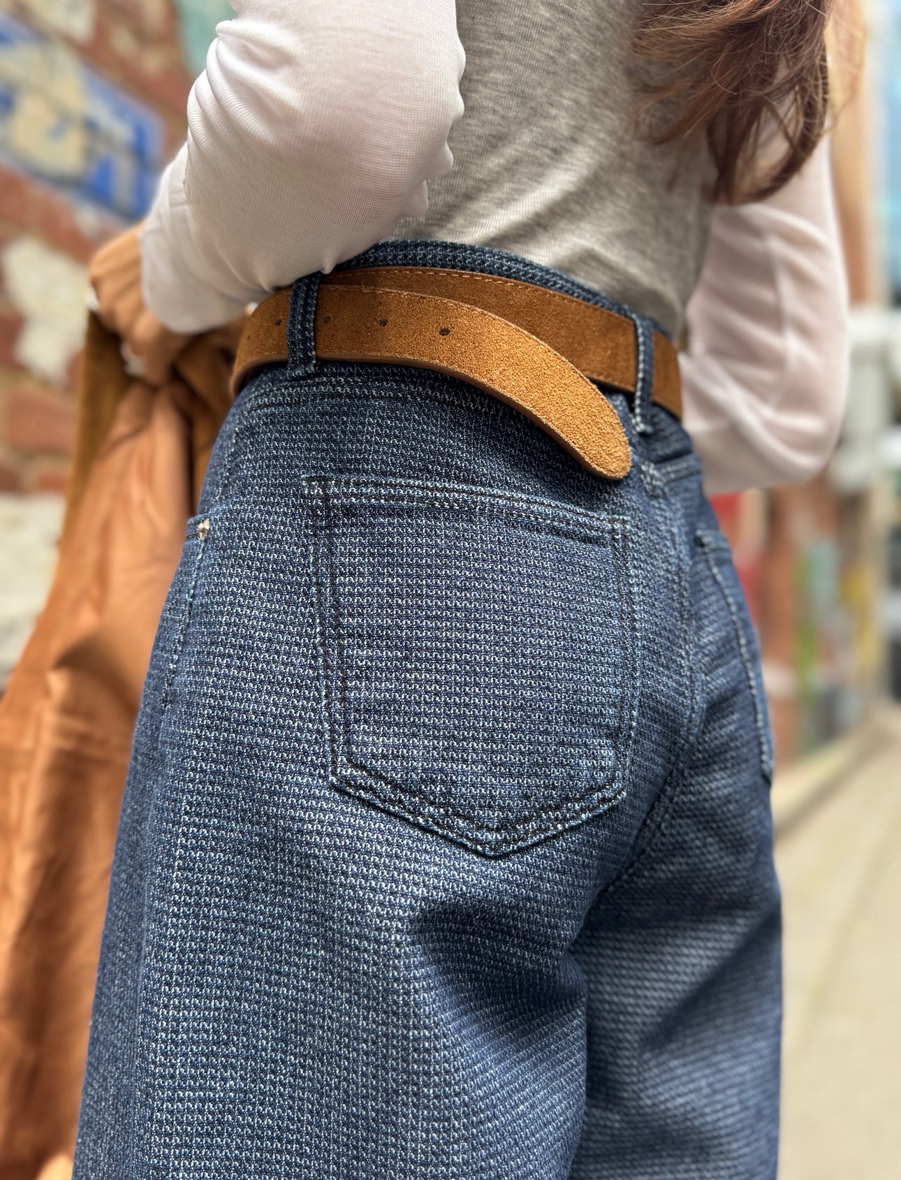 壓花紋深藍長牛仔褲 ( S/M/L )