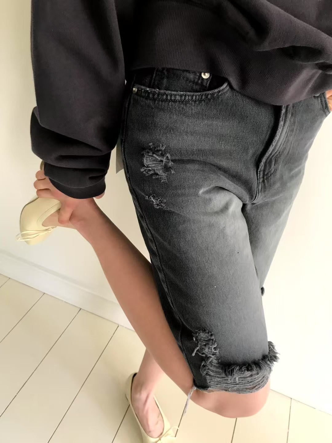 灰黑洗水中長牛仔褲