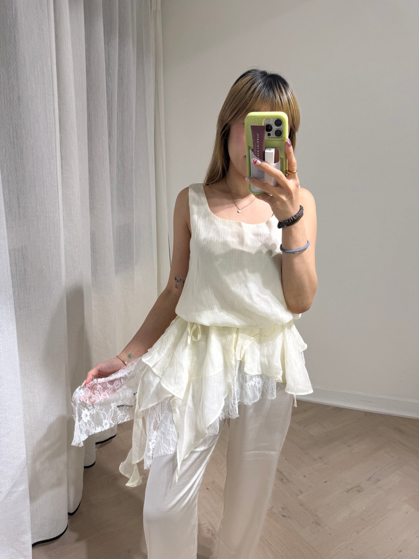 層次RUFFLE LACE修腰背心 ( 米/黃/啡 )