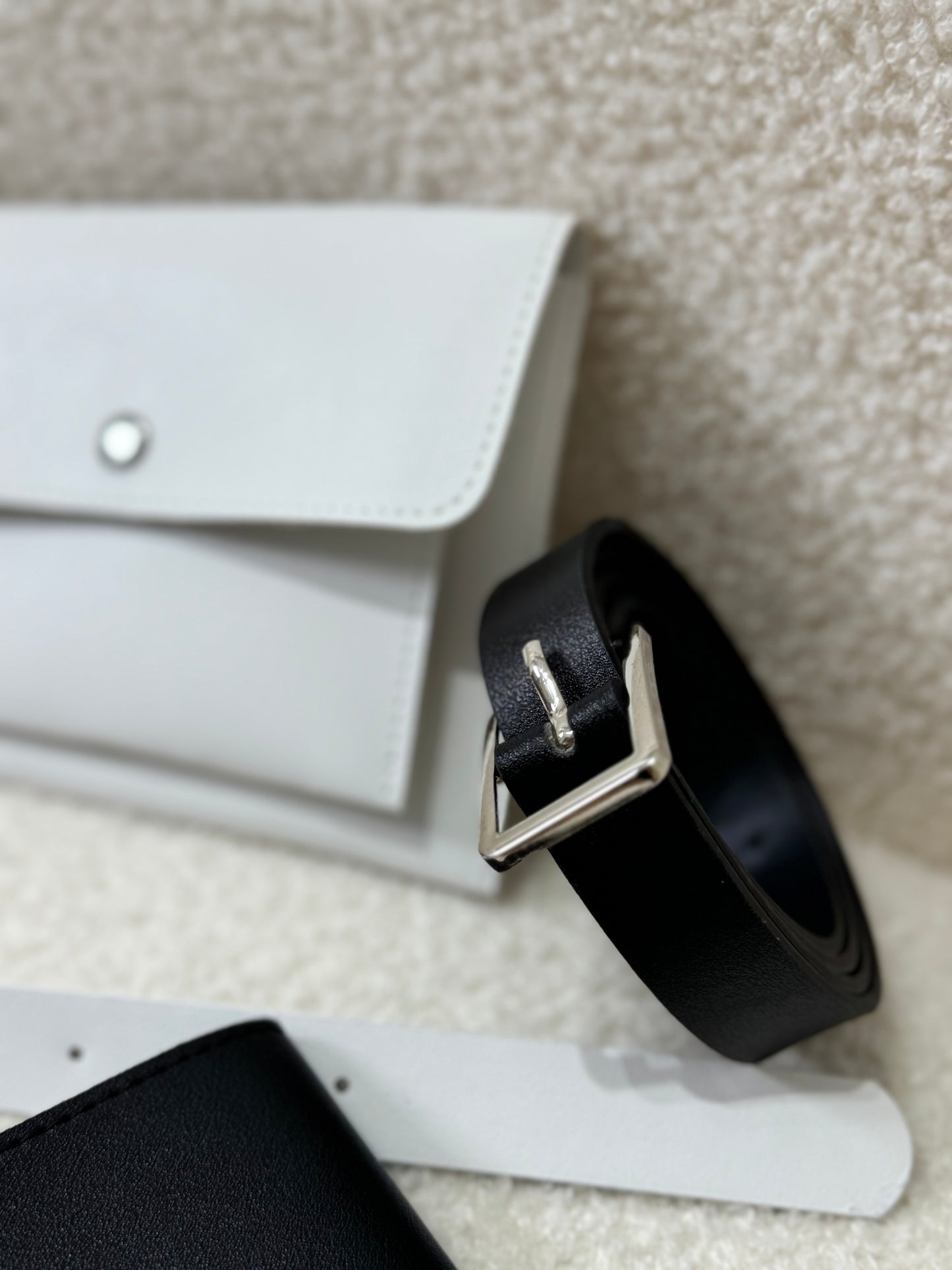 雙層間隔BELT BAG ( 黑/白 )