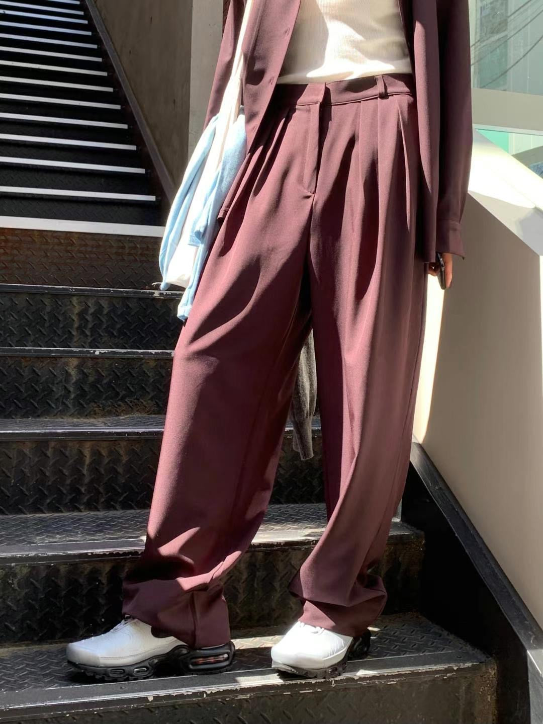 酒紅色直腳西褲