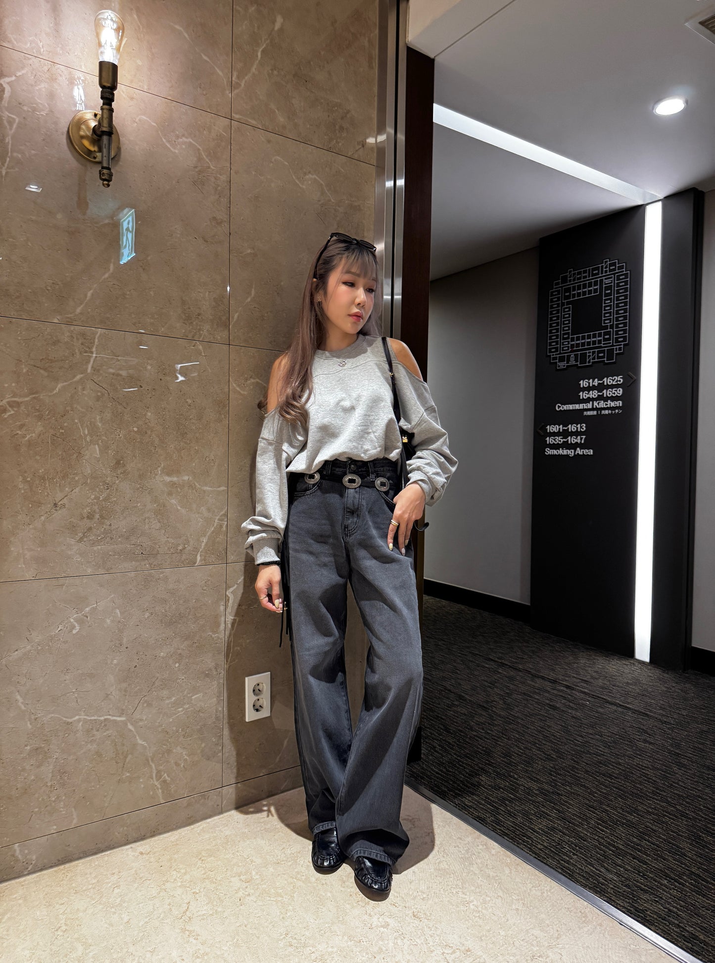 灰黑洗水直腳牛仔褲 ( S/M/L )