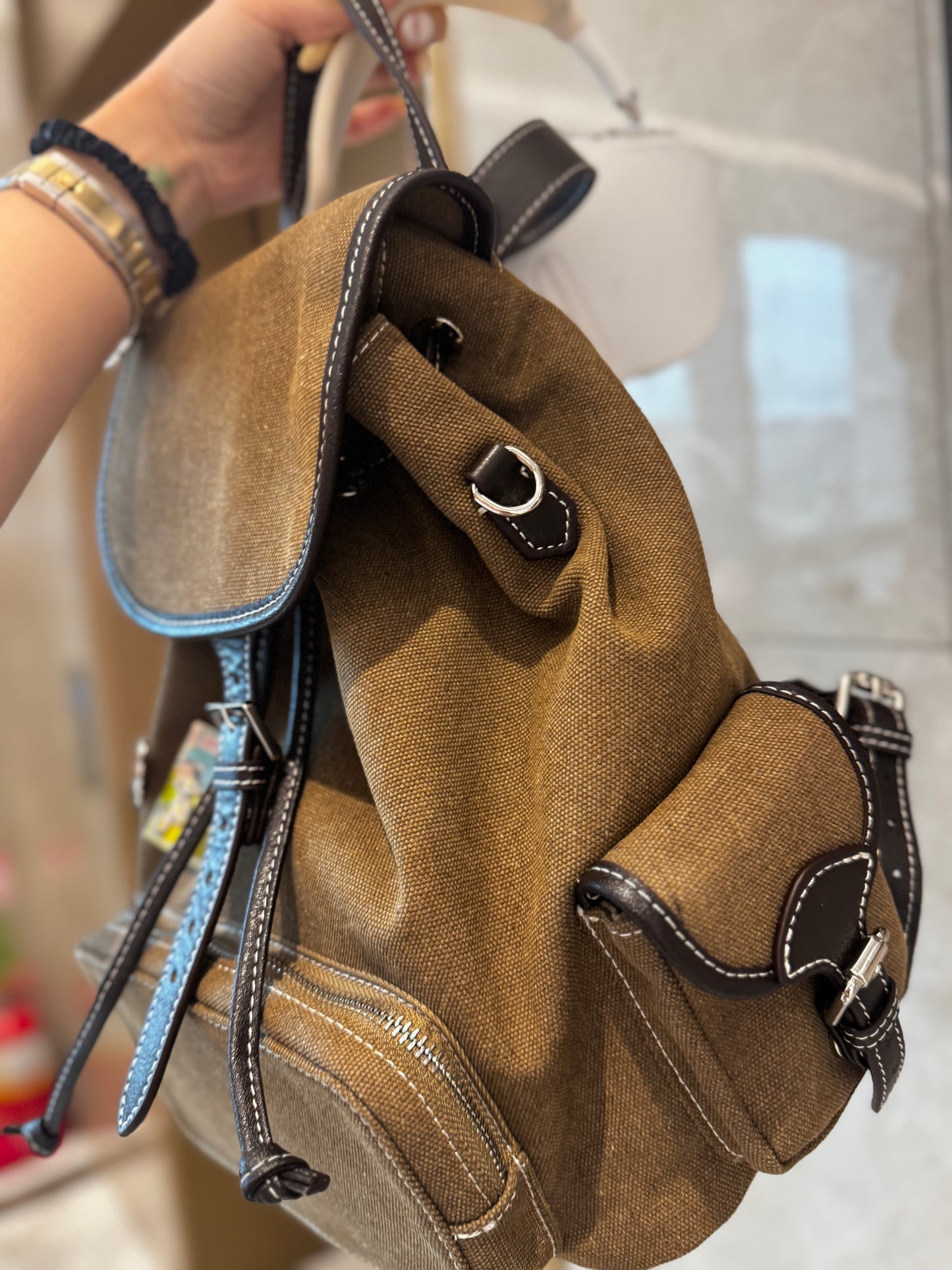 挺帆布真皮帶背囊