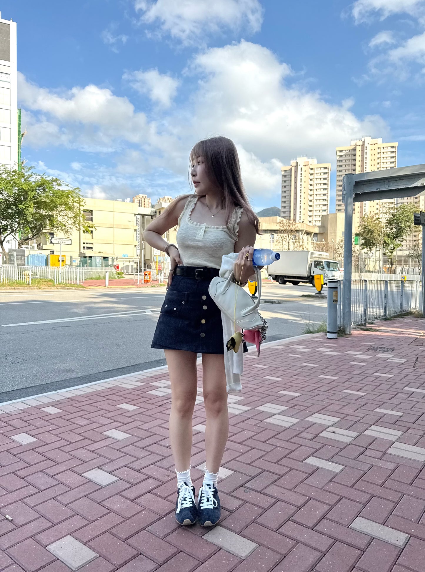 小花邊背心 ( 黑/白/灰/黃/藍 )