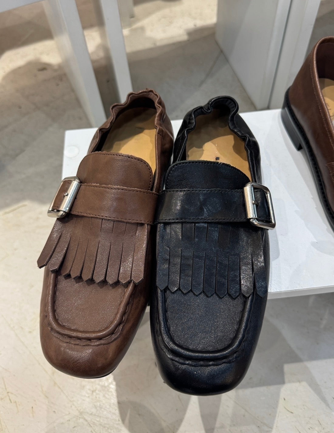 蘇蘇有扣LOAFER ( 黑/啡 )