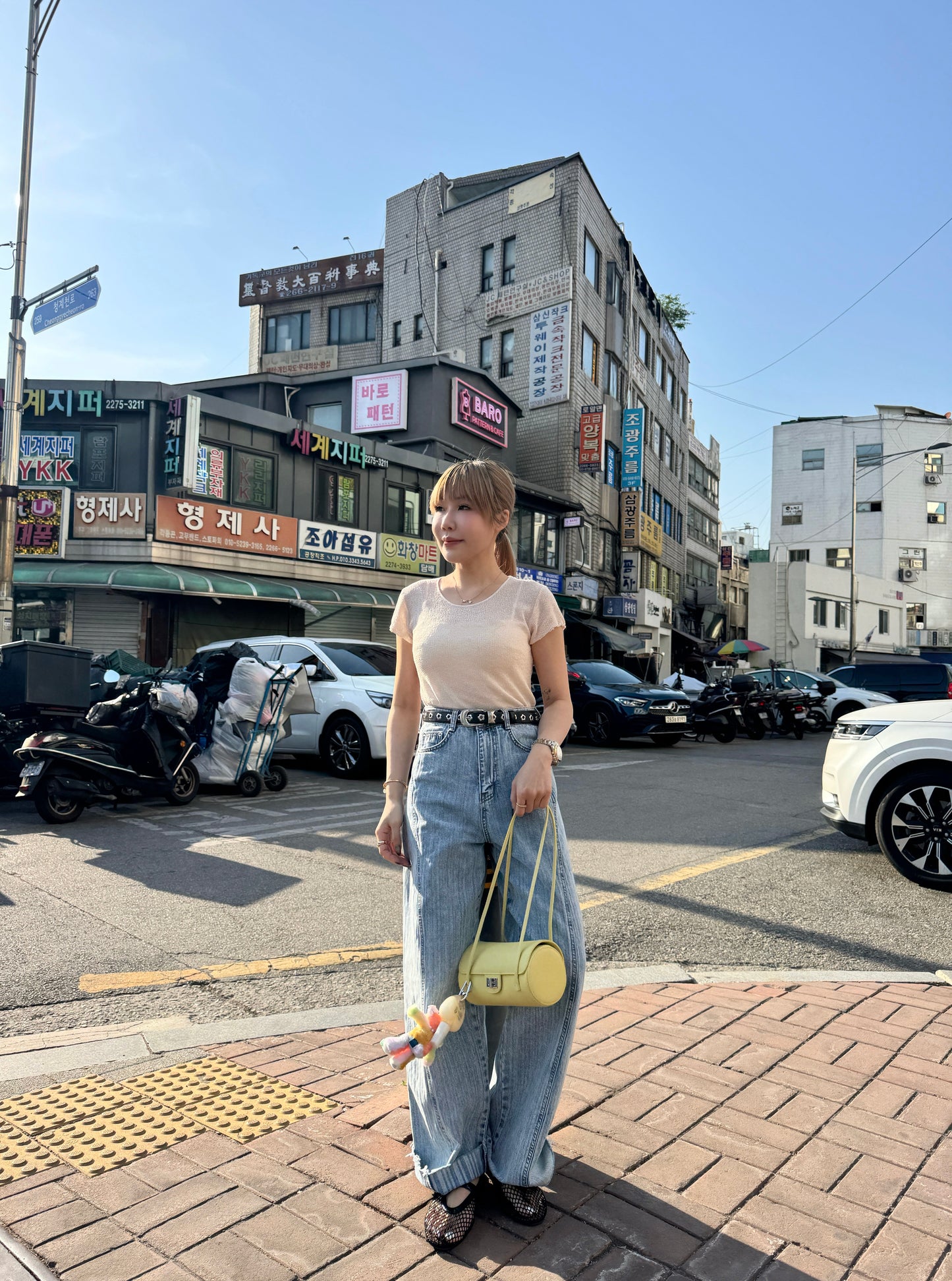 粒粒料木耳邊短袖上衣 ( 黑/米白/灰/藍/粉 )