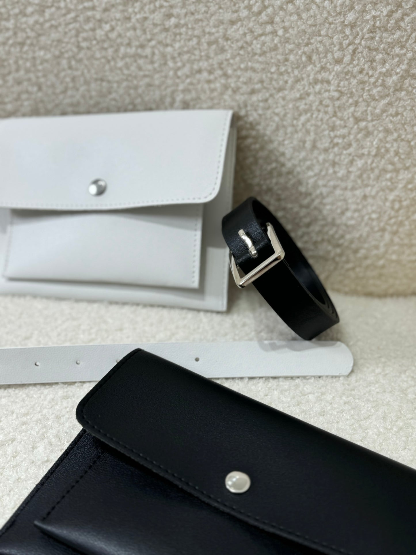 雙層間隔BELT BAG ( 黑/白 )