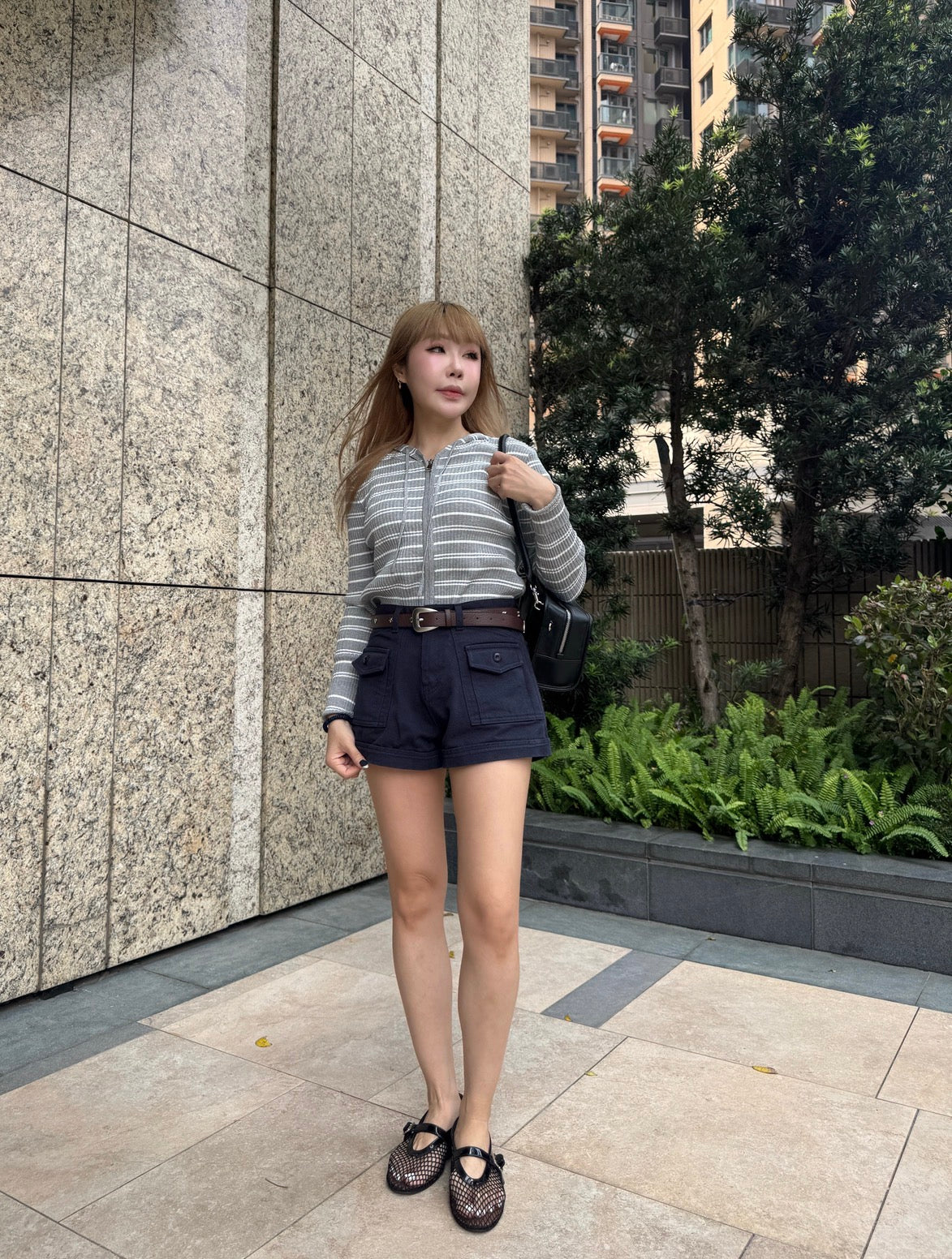 間條爽線薄料拉鍊外套 ( 黑/灰 )