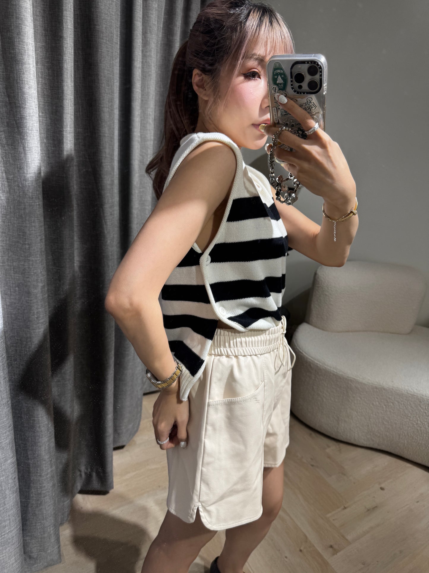 皮繩弧圓腳皮短褲 ( 黑/米/啡 )