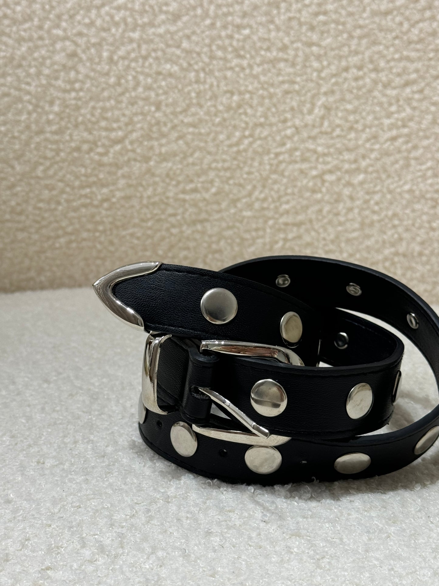銀圓釘釘真皮皮帶