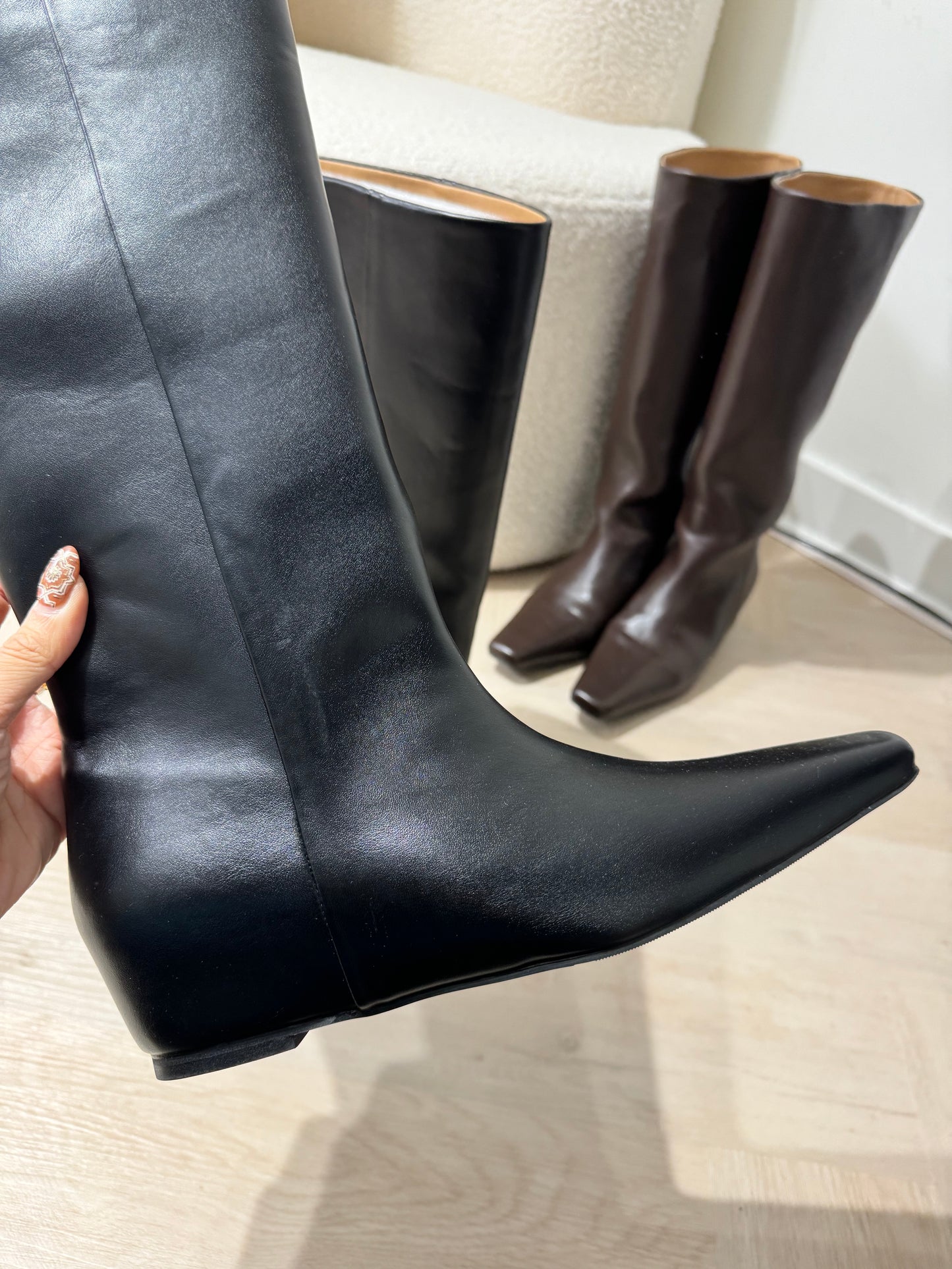 幼方頭內踭長BOOT ( 黑/深啡 )