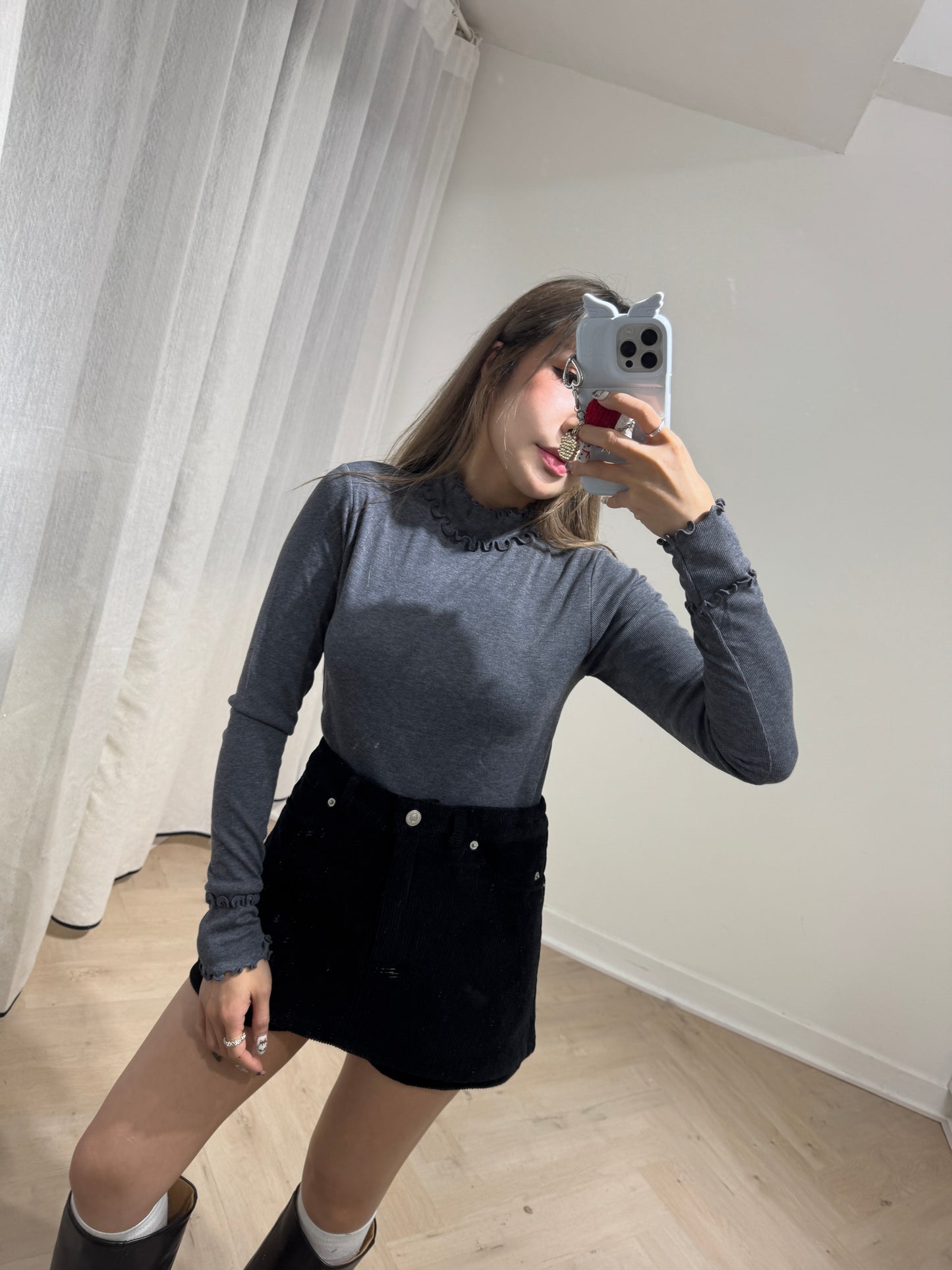 木耳邊淨色上衣 ( 白/杏/深灰 )