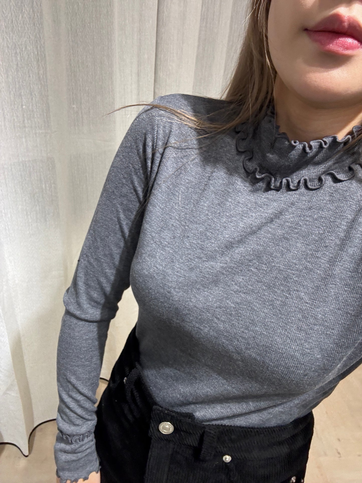 木耳邊淨色上衣 ( 白/杏/深灰 )