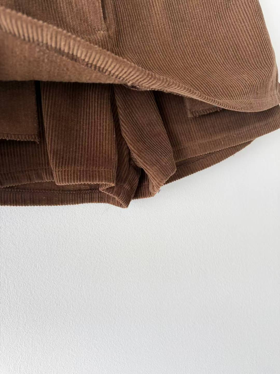 燈芯絨層次裙褲 ( 黑/啡 )